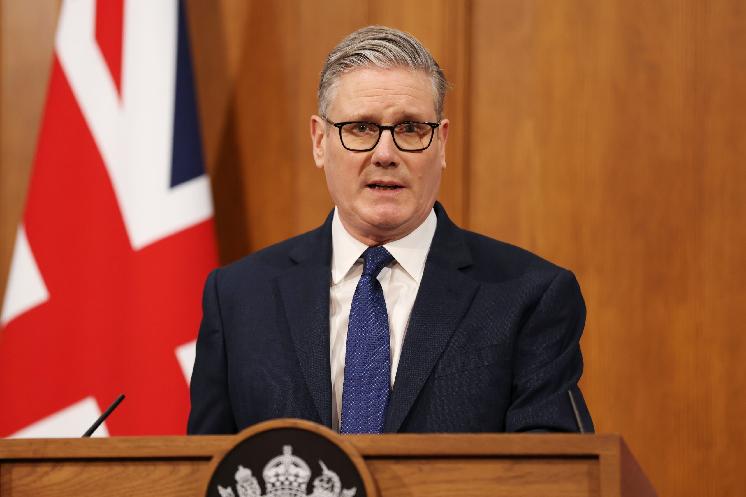 Il naufragio di Starmer e il paradosso britannico