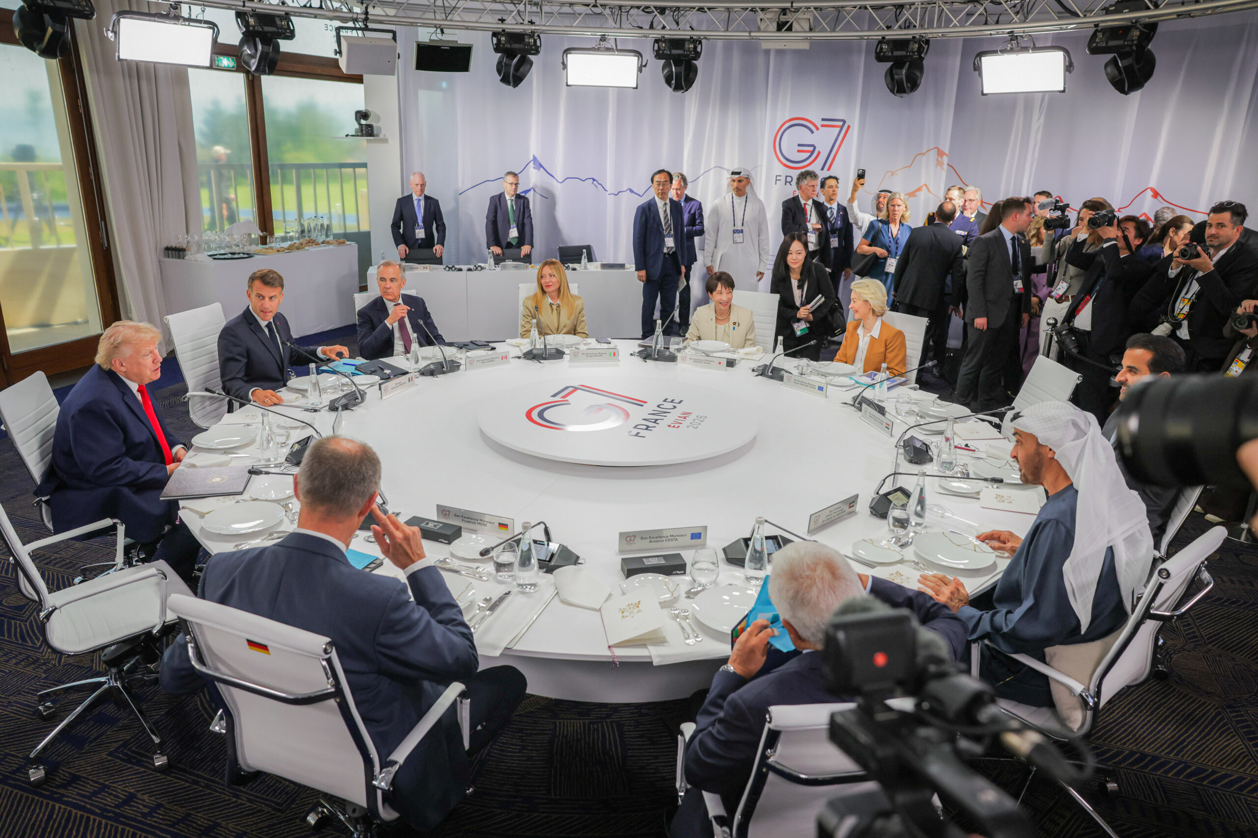 G7, ultimo giorno a Evian fra intelligenza artificiale e nuova stretta su Mosca