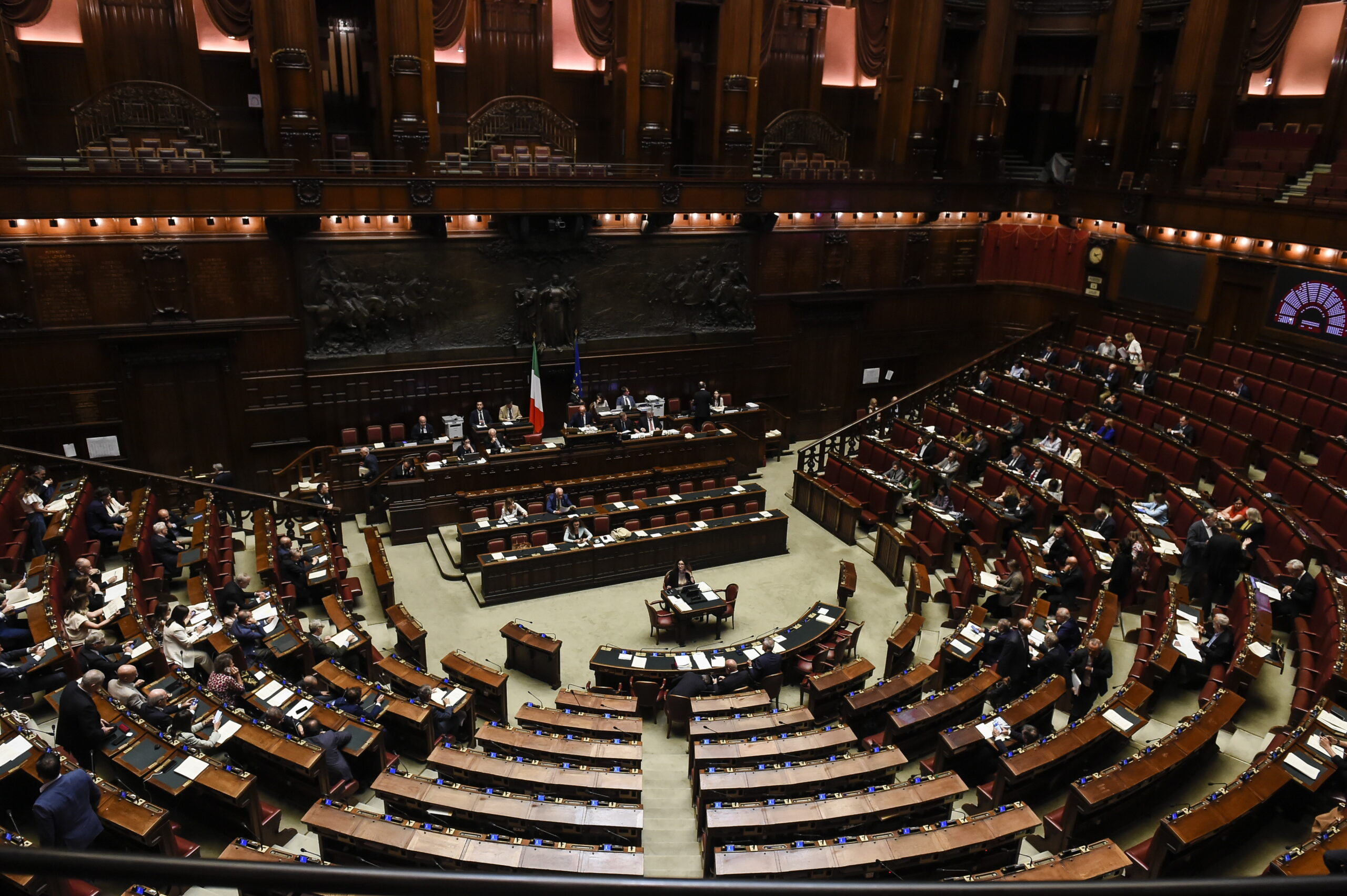 L’emendamento sulle preferenze non passa, caos nel centrodestra