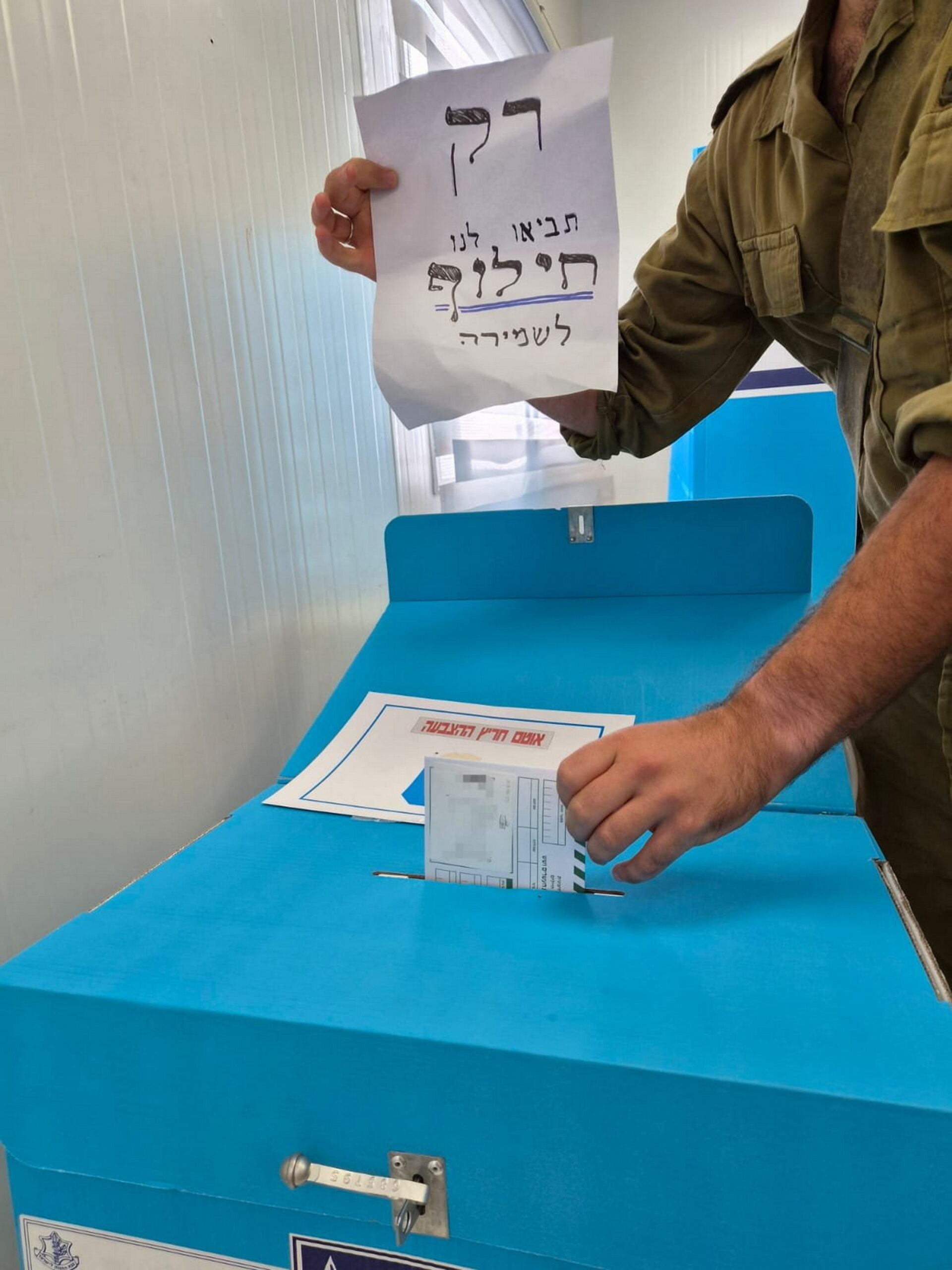 Israele al voto, un Paese diviso a metà che sceglie tra due destre