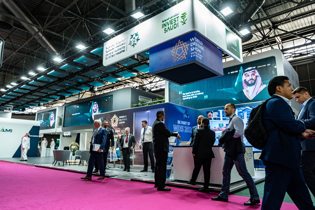 Arabia Saudita, Riad: mega-progetti difesa con veicoli blindati, droni e sicurezza frontiere