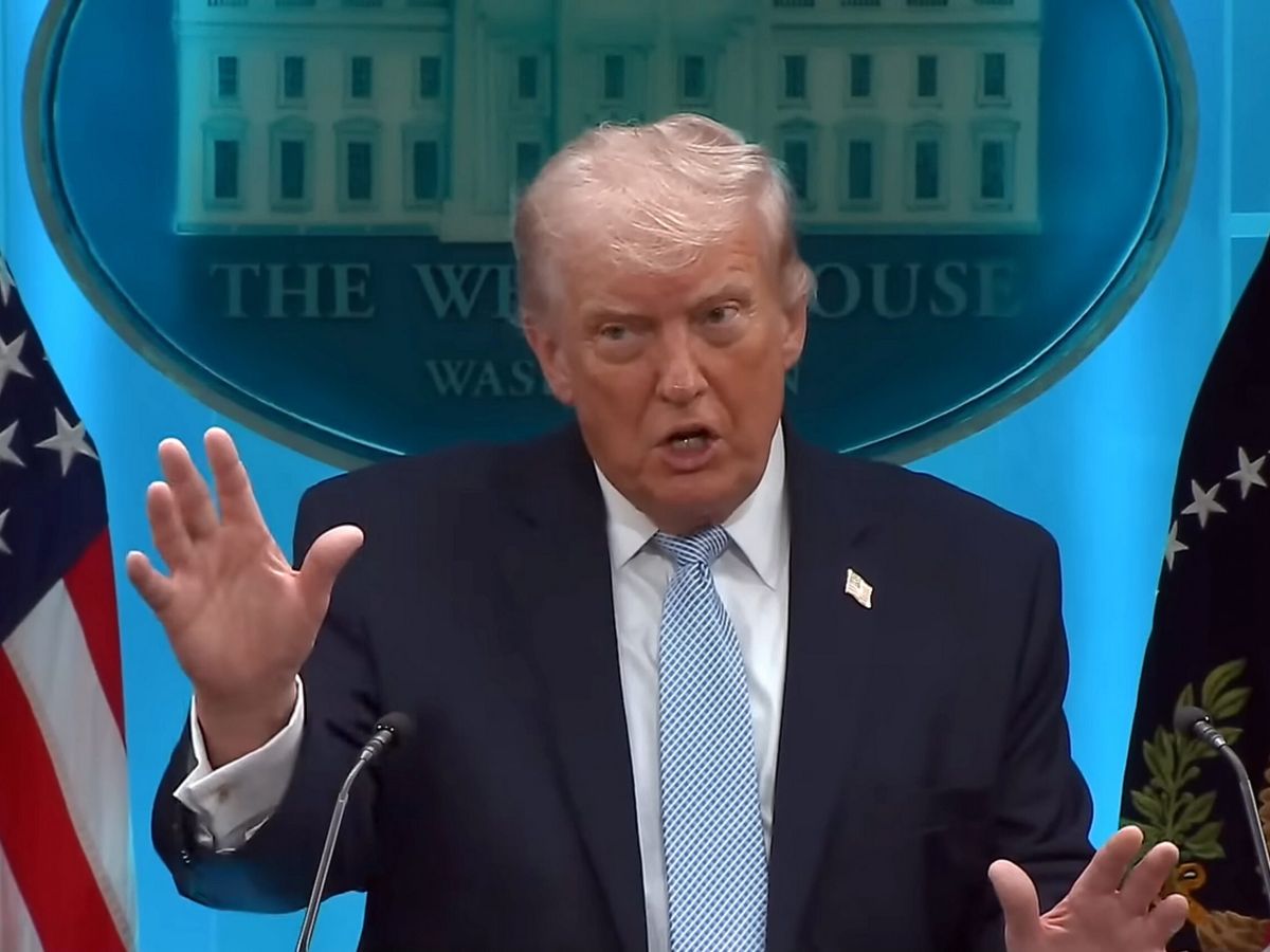 Iran-Usa, tregua in extremis: due settimane per trattare, Hormuz riapre