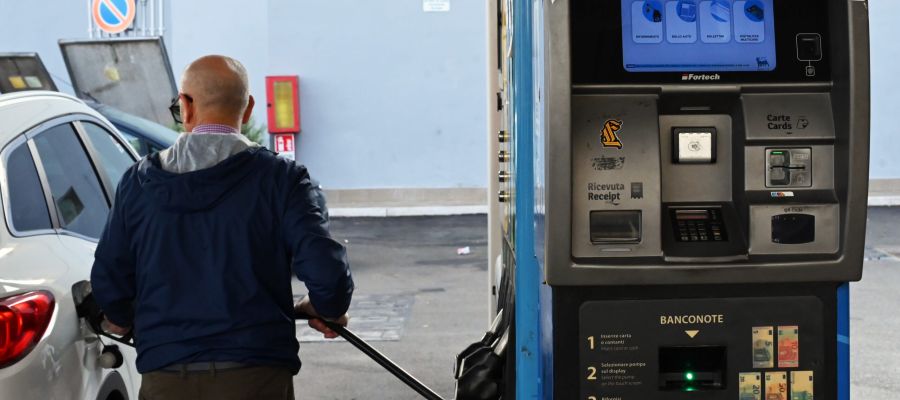 Gasolio, tornano le accise mobili. Quasi 5 centesimi di sconto fino al 7 novembre