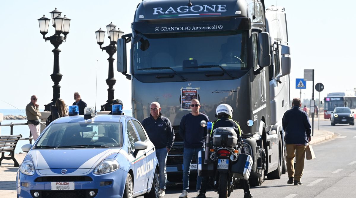 Il Sud bloccato dalla protesta dei tir, dal caro gasolio agli scaffali vuoti