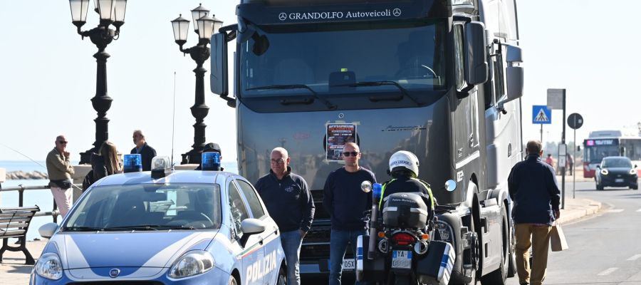 Il Sud bloccato dalla protesta dei tir, dal caro gasolio agli scaffali vuoti