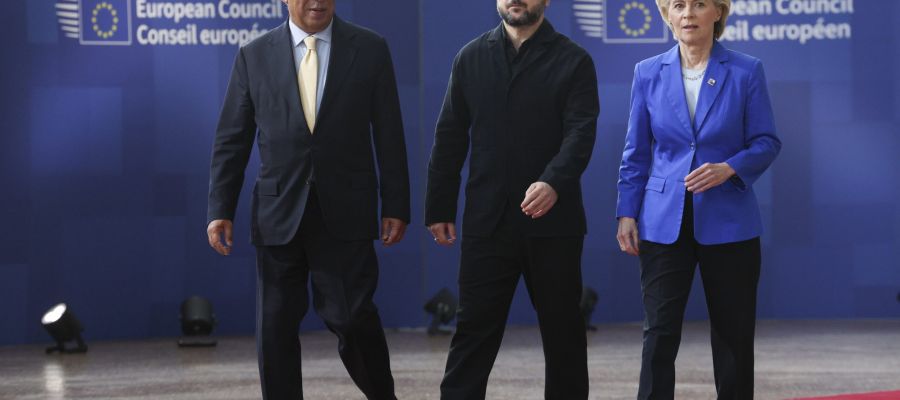 Il Consiglio europeo chiude con l’impegno per Kiev, Zelensky chiede altri 70 miliardi