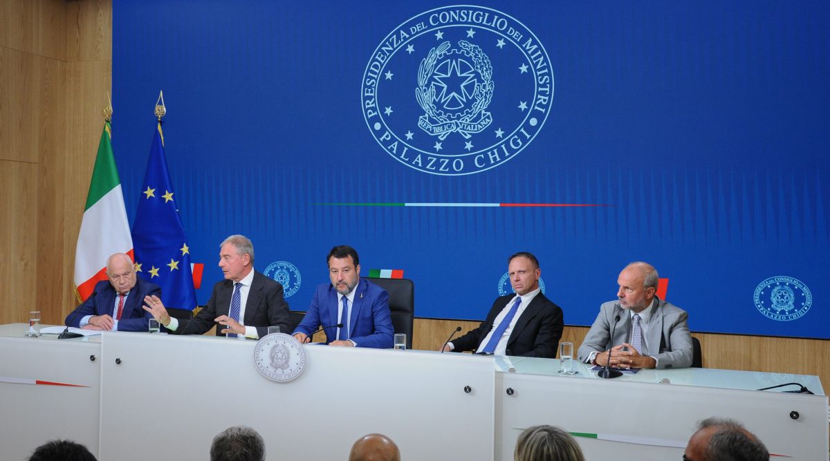 Il governo approva il decreto per i tir, ma il gasolio di ottobre resta scoperto