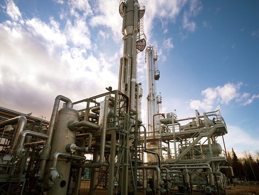 Il conflitto in Iran mette alla prova il petrodollaro: Deutsche Bank avverte di una svolta storica