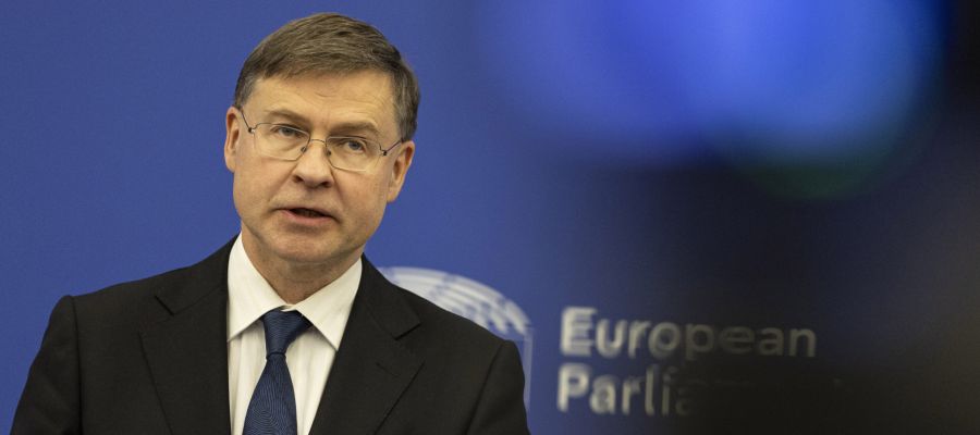 Dal G7 di Parigi a Cipro, Roma cerca alleati ma Bruxelles non cede